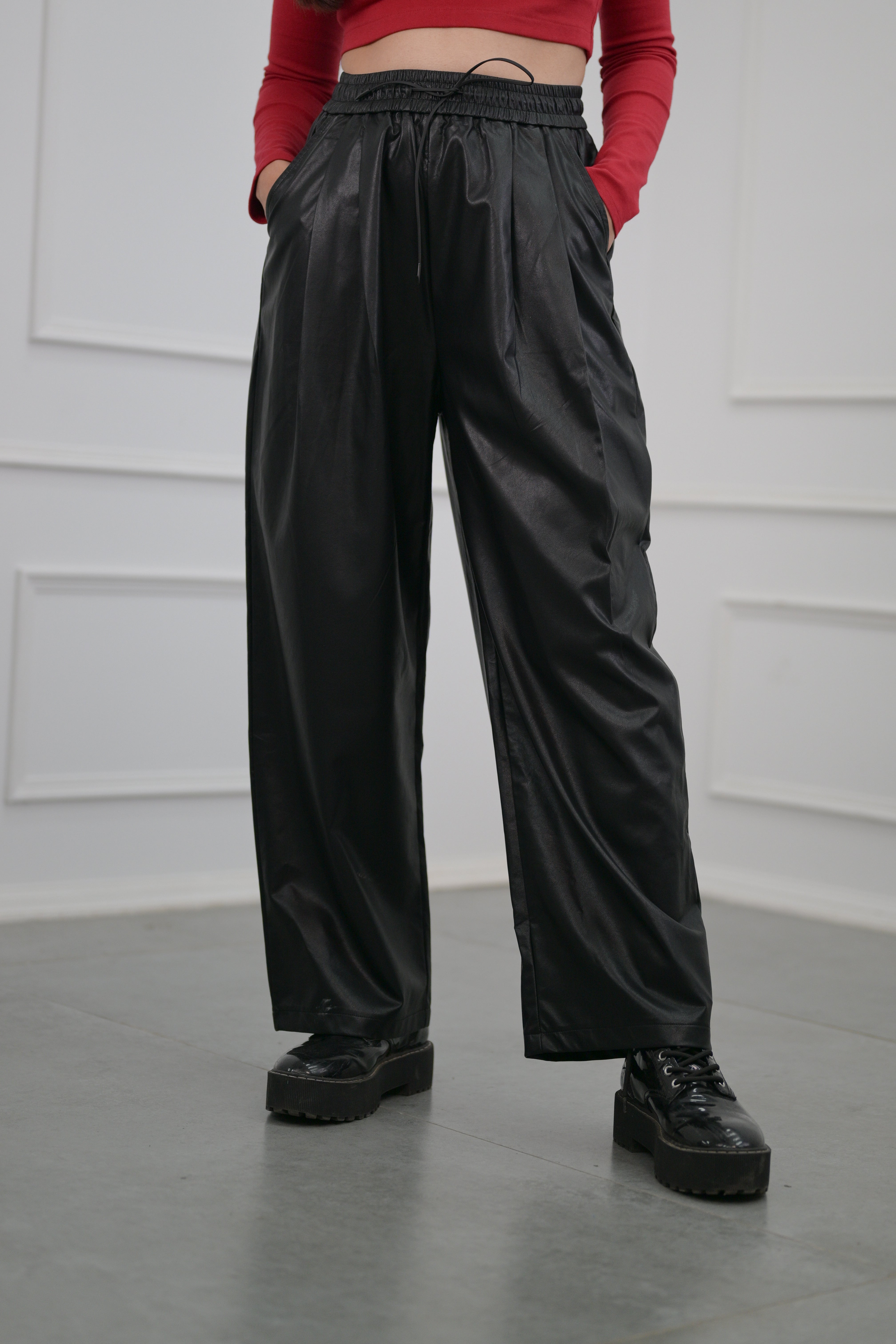 Wide Leg Trousers | Women pants Collection 2023 | Maison D'Vie