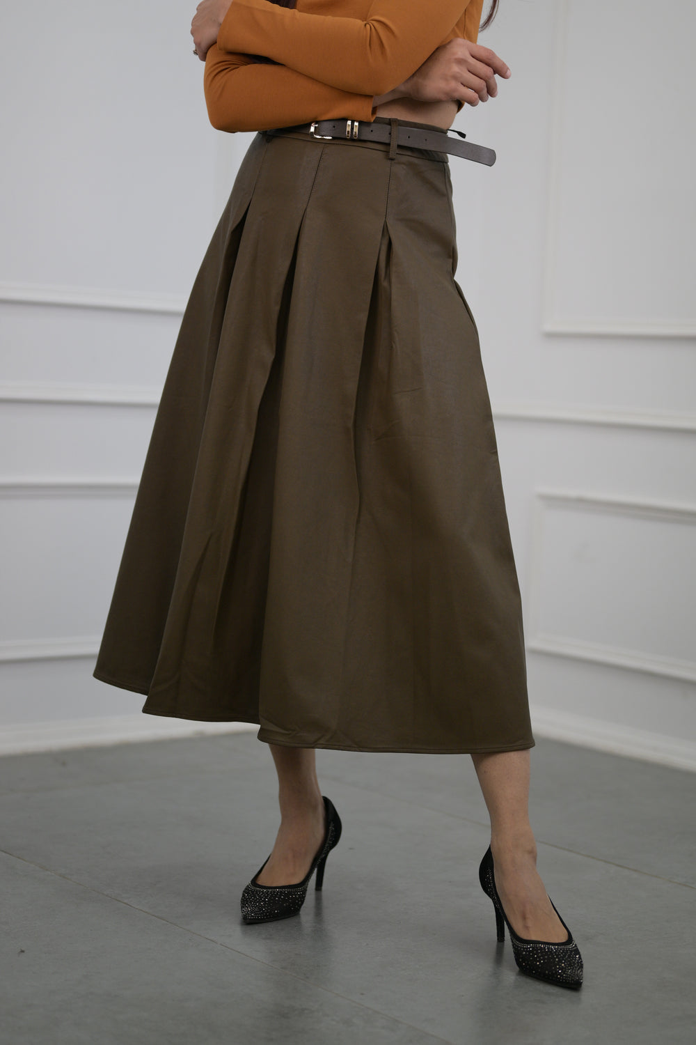 Flared faux leather skirt for vacation wear