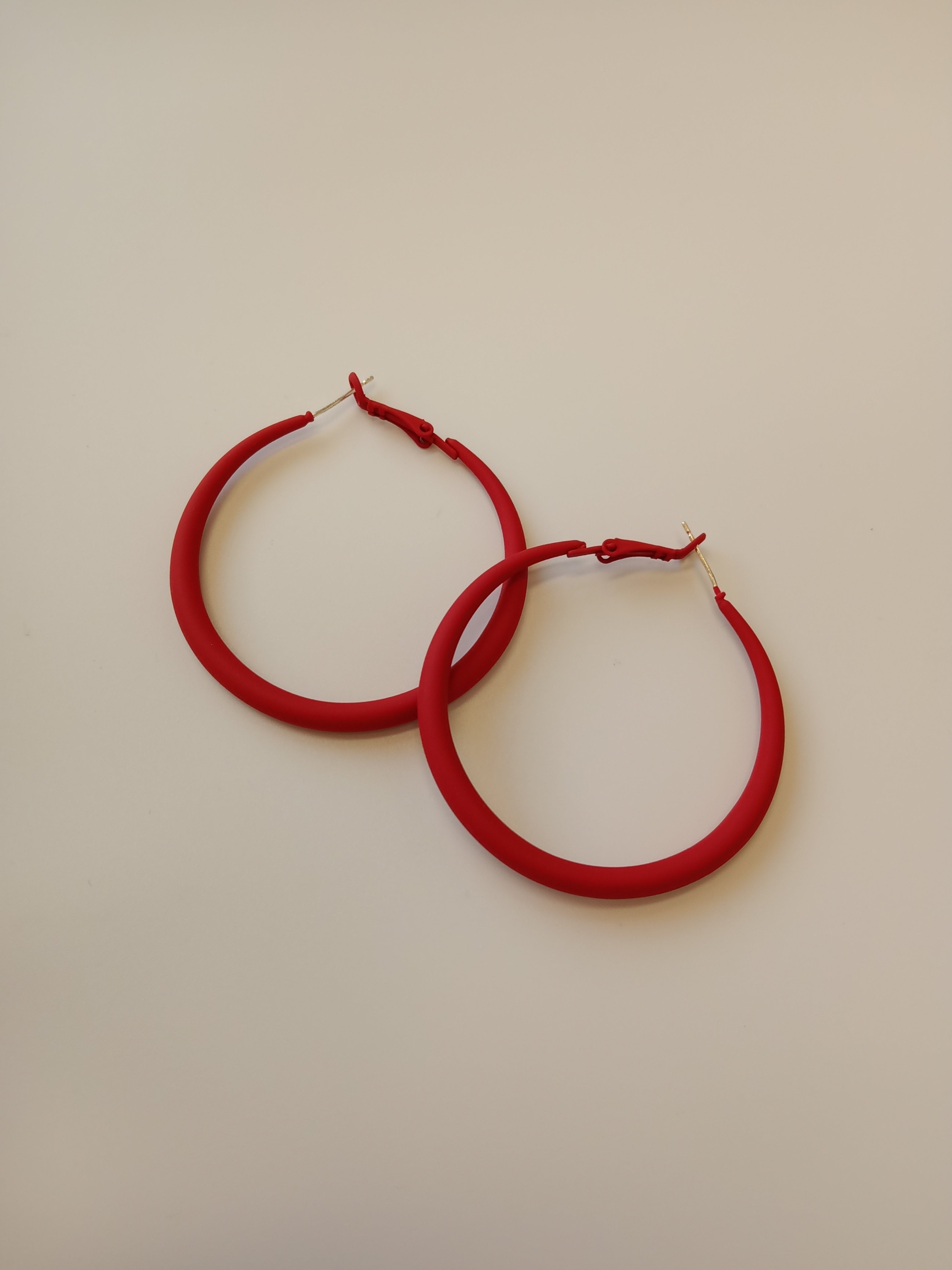 Red hot sale hoop earrings