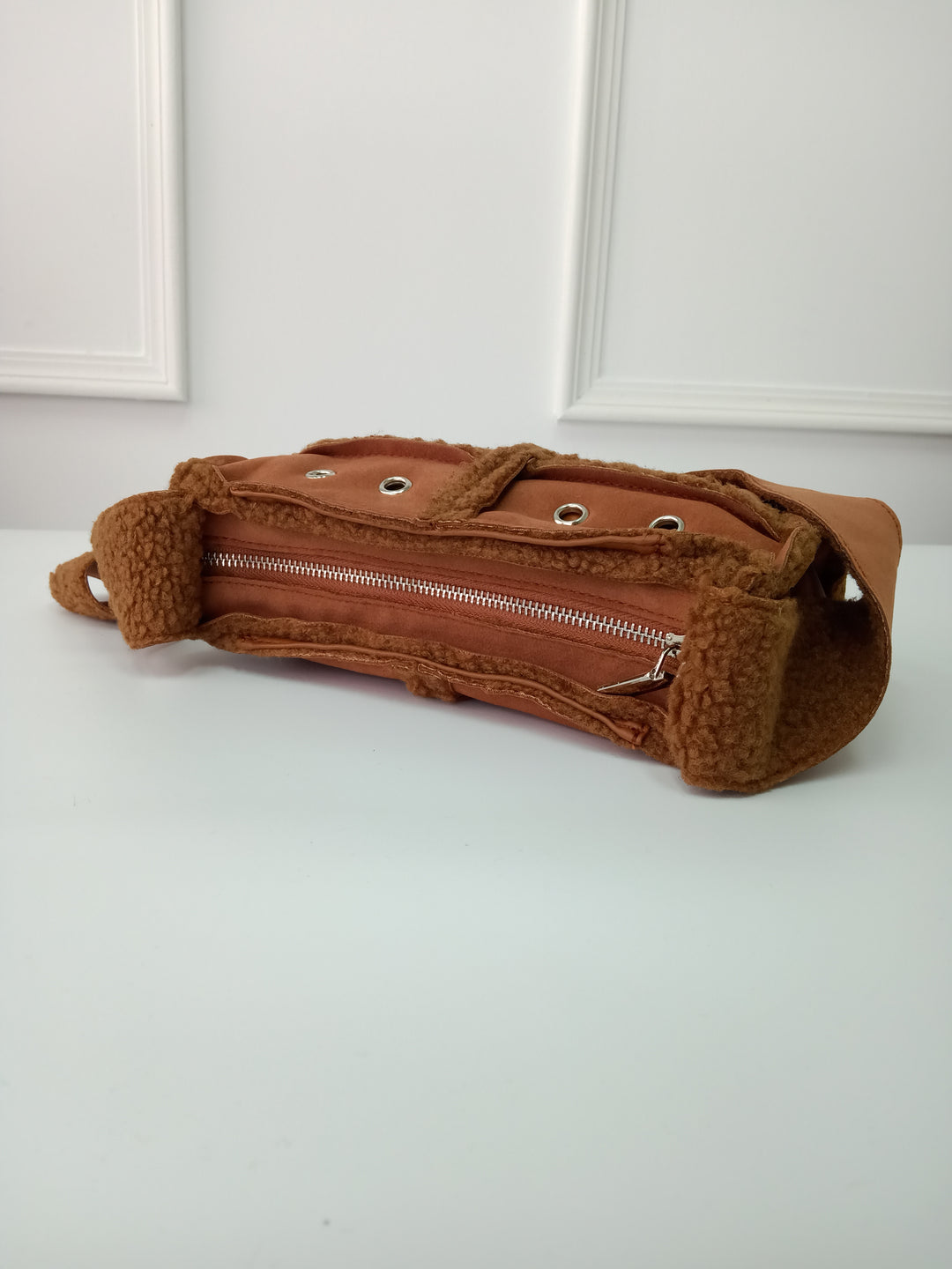 Camel Mouton Sling Bag