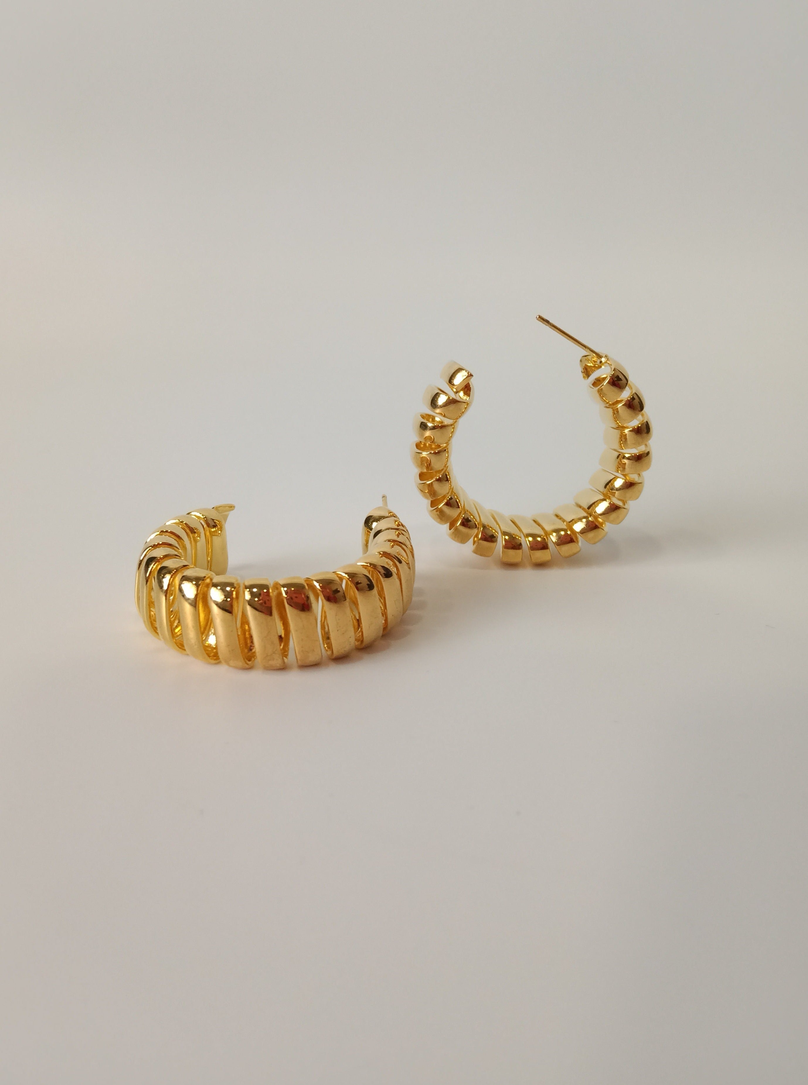 Tri Colour Gold Hoop Earrings - ED1004 – JEWELLERY GRAPHICS
