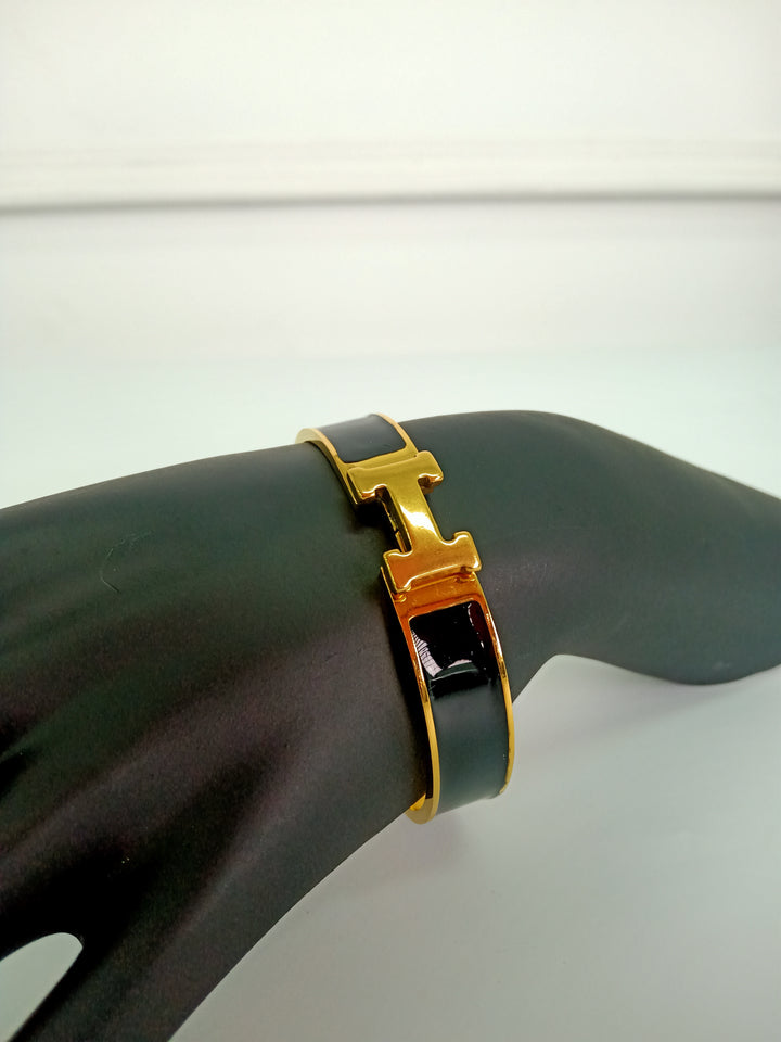 shiny black bracelet