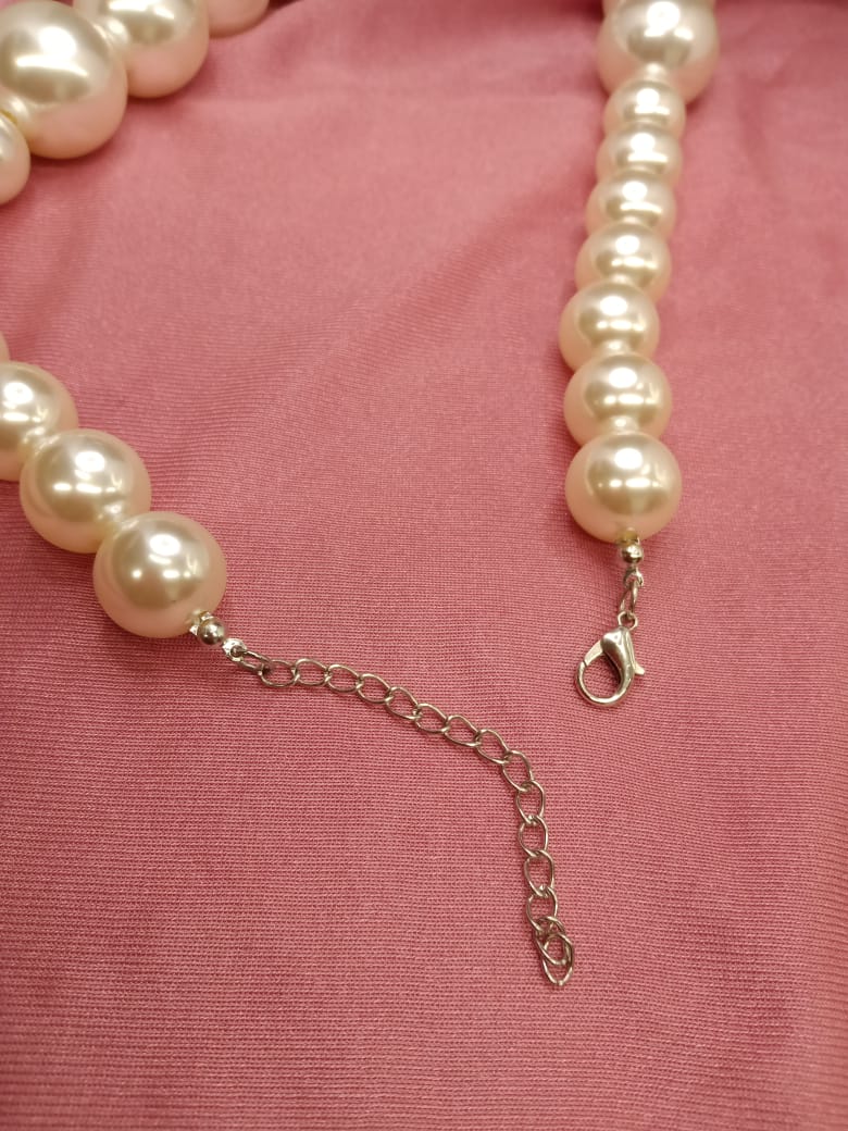 Beautiful and Unique Three Layer Pearl Necklace - Buy Online –  CherishBox_pearljewellery