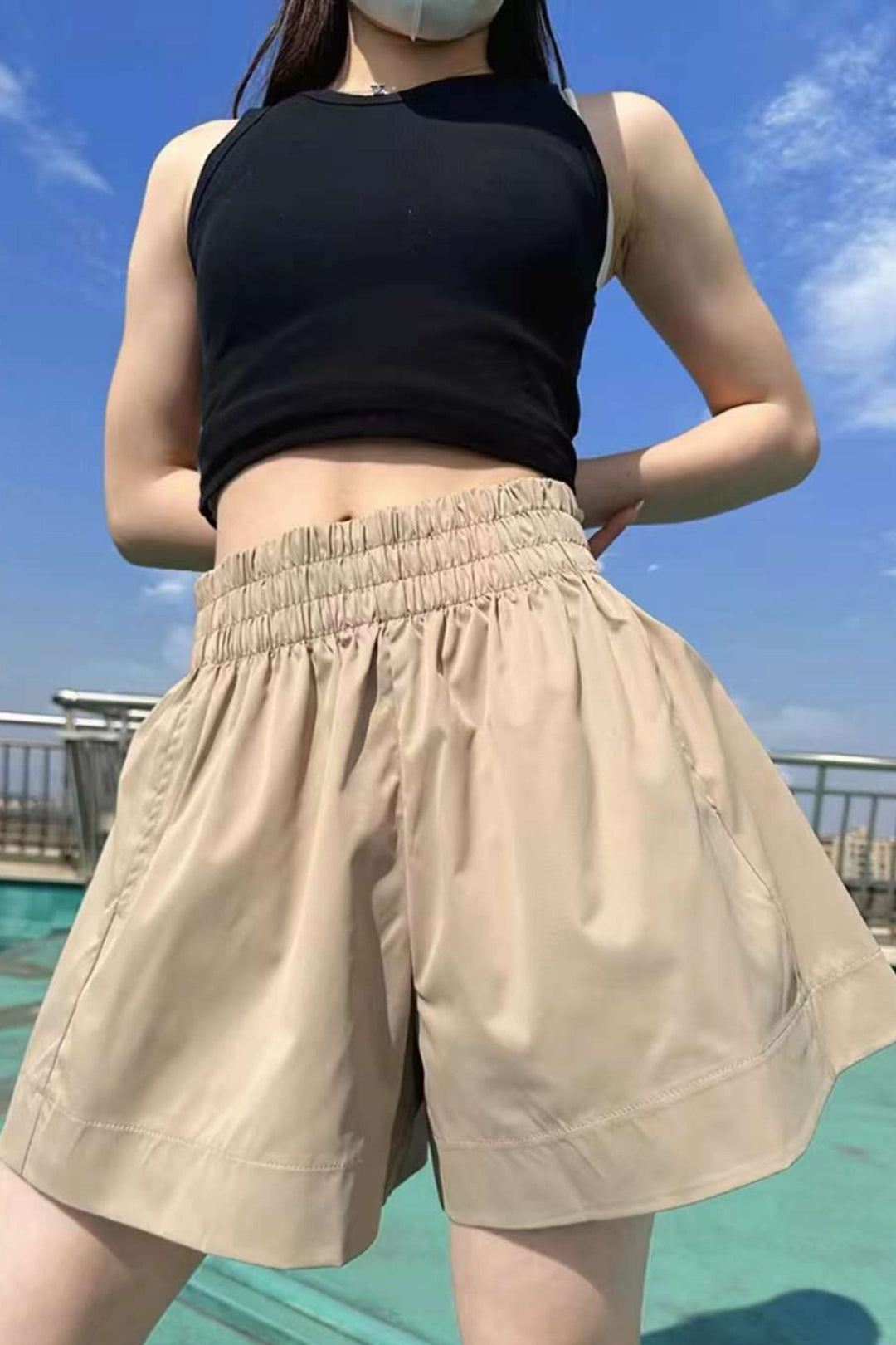 Resort wear khaki essence shorts