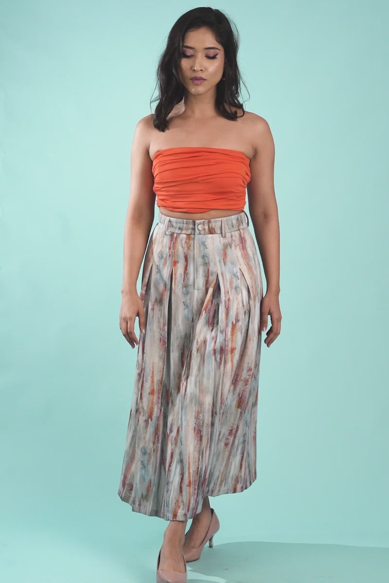 Stylish multicolored skirt for formal occasions