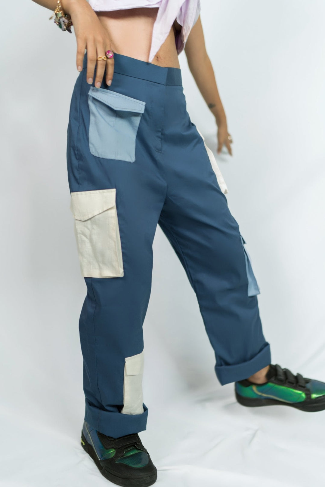 Relaxed fit blue utility pants