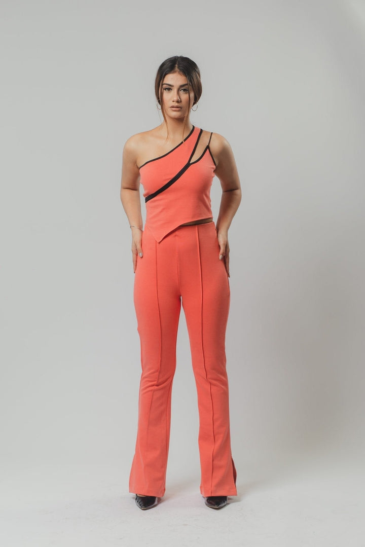 Fitted sleeveless knit top in coral
