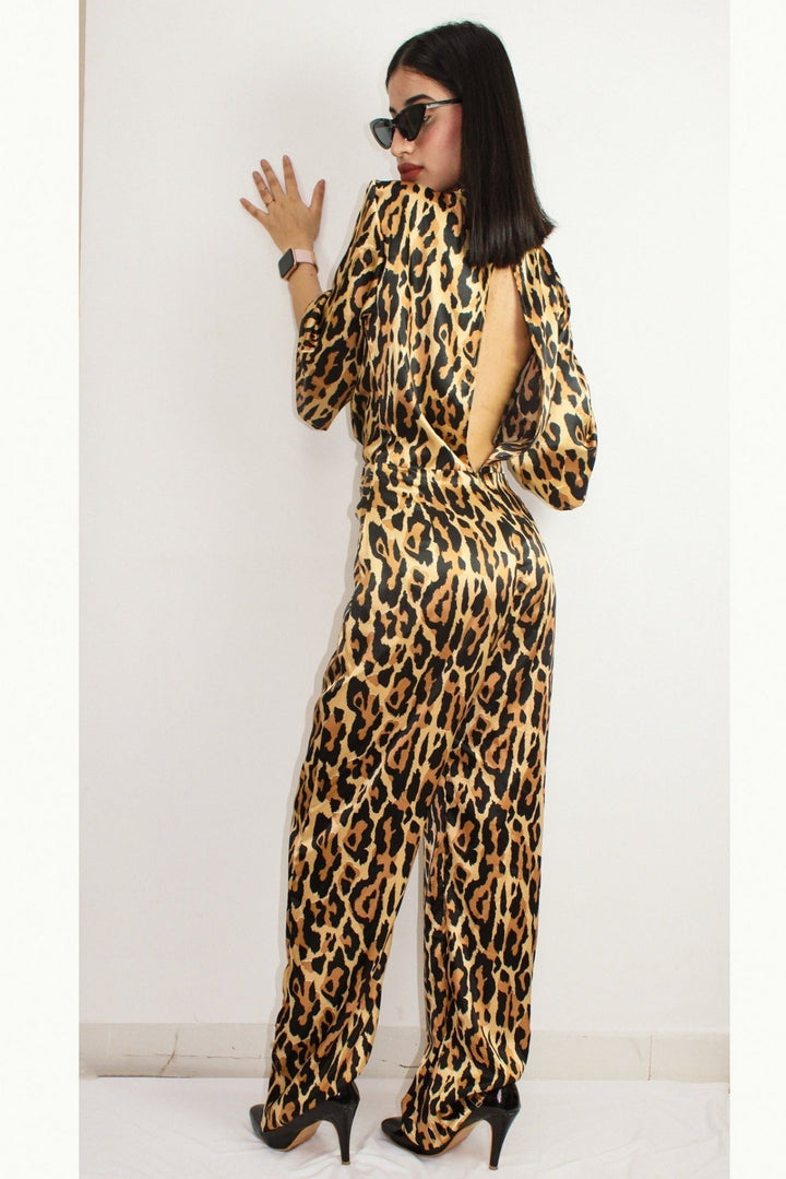 The Eve Jumpsuit In Leopard Print Nolabels.in
