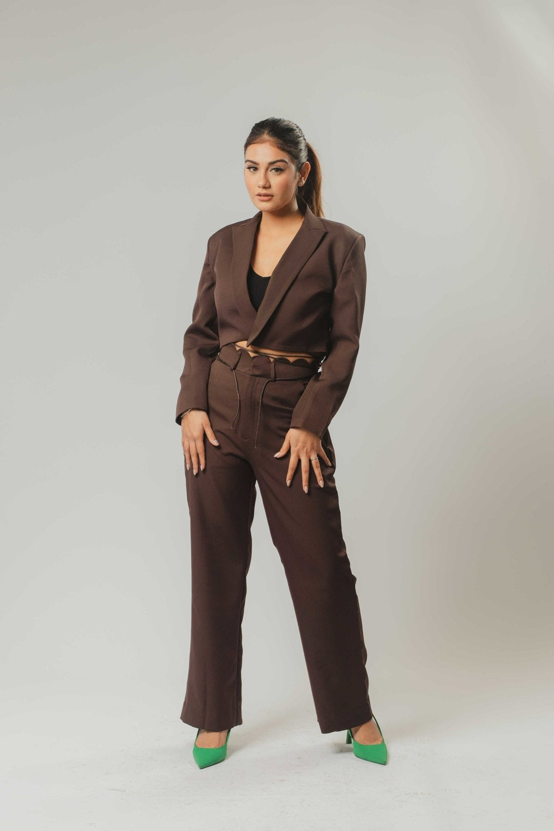 The Scallop Trousers in Very Dark Brown Nolabels.in